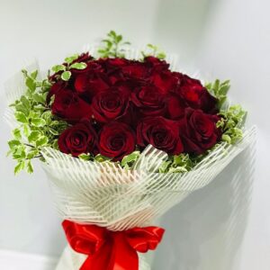 25 Pcs of red rose with pittosporum and white wrapping