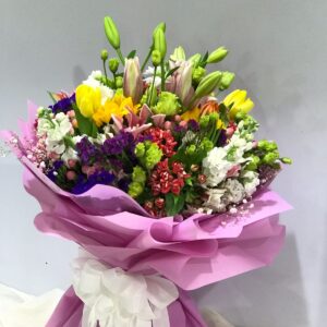 Mix flowers with light purple wrapping