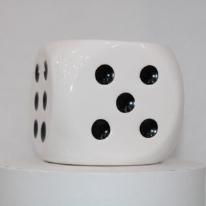 DICE CERAMIC POT WHITE